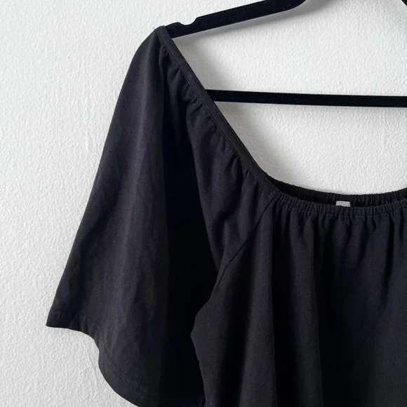 Pact Women's Luxe Jersey Flutter Sleeve Top in Black Short Sleeve size small - Picture 3 of 10